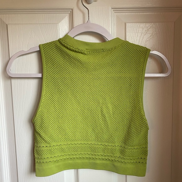 Seamless Green Going Out Top - Picture 2 of 2